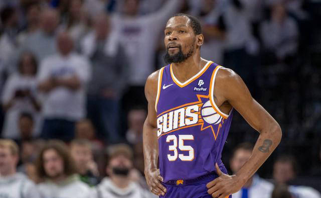 NG体育-关于东契奇在SKT比赛中比赛局势复杂，战术调整引发热议！的信息