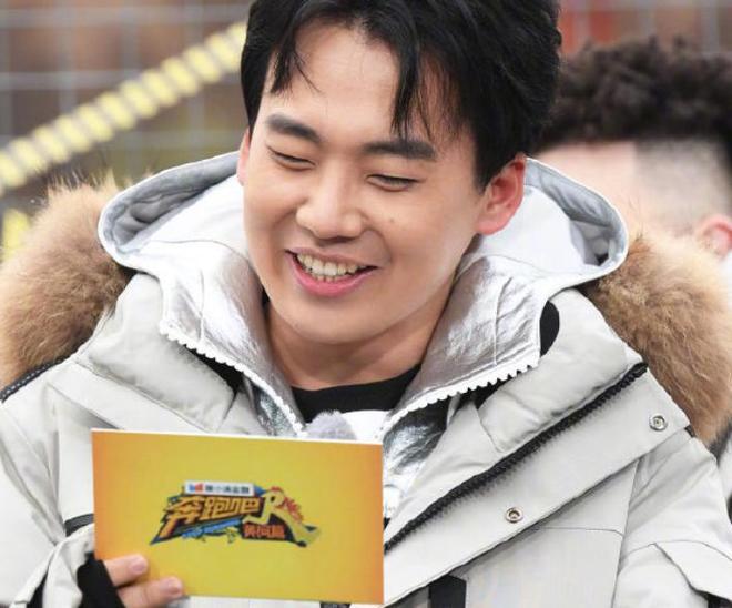 NG SPORTS-Karsa回归赛场，势不可挡首场状态亮眼，掘金观众沸腾！的简单介绍